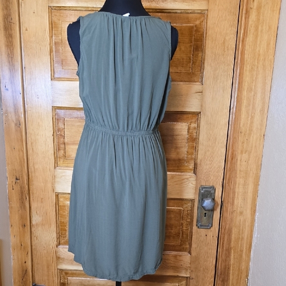 Old Navy Green Mini M - Picture 4 of 4